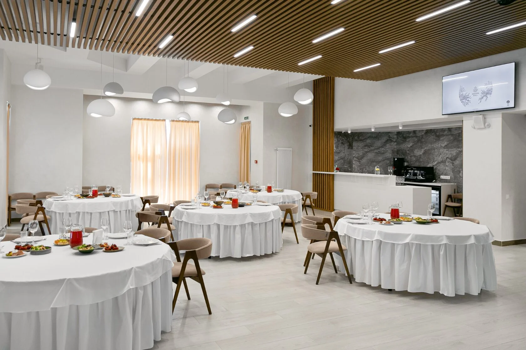 Банкетный зал Sakura Hall